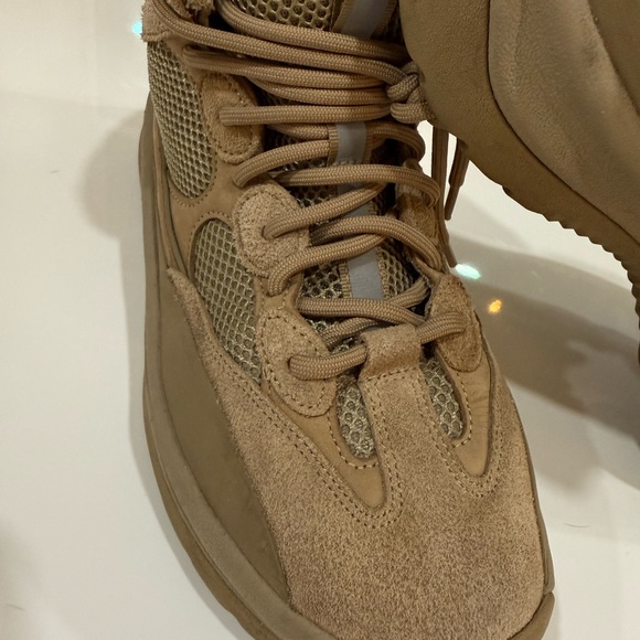 Yeezy Desert Boot - Picture 3 of 5